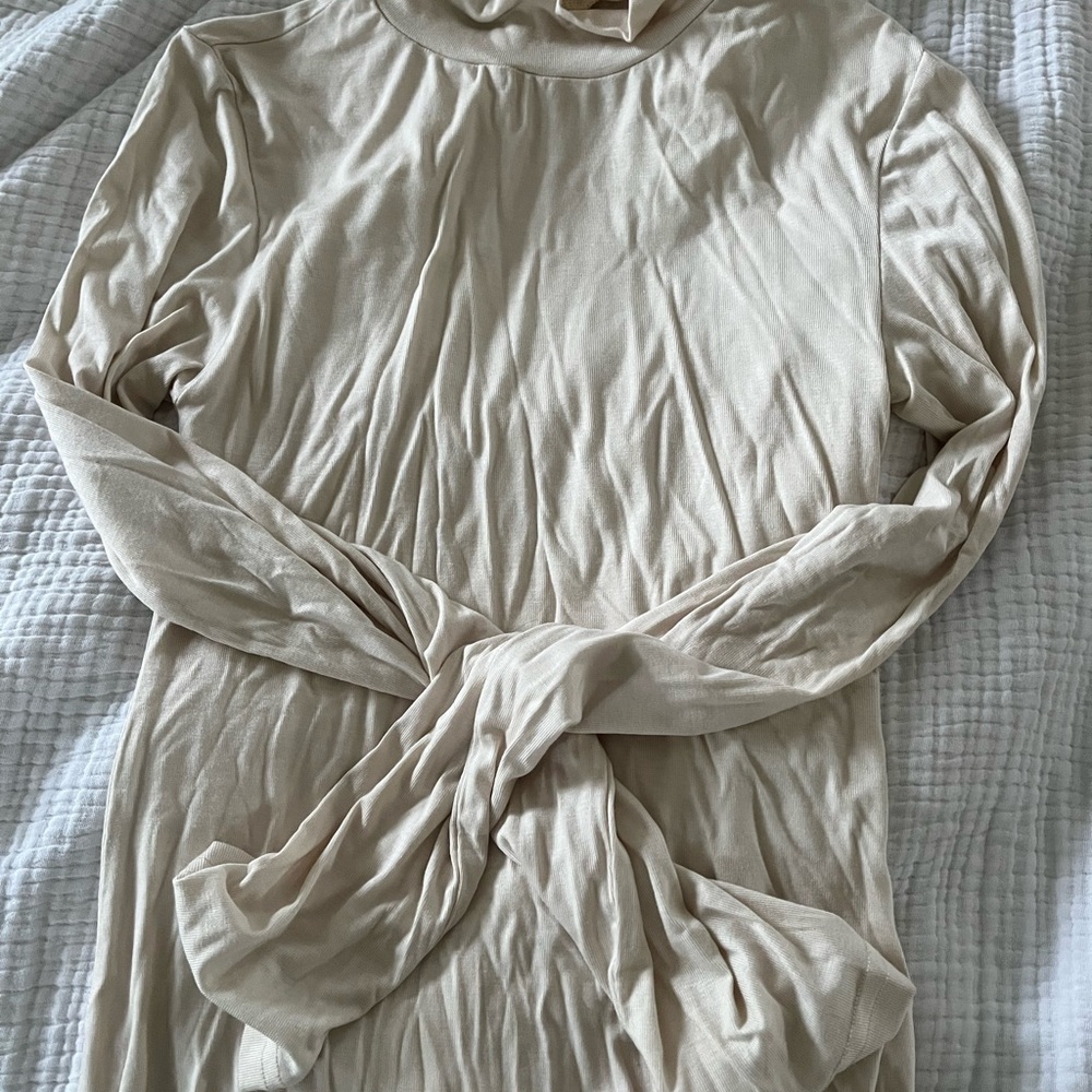 Boutique cream long sleeve